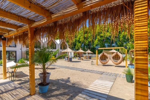Lulu Holiday Resort Domki Z Podgrzewanym Basenem เมียลโน ภายนอก รูปภาพ